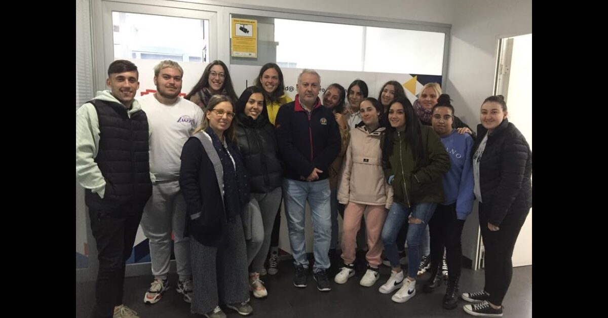 Auxiliar ayuda a a domicilio curso